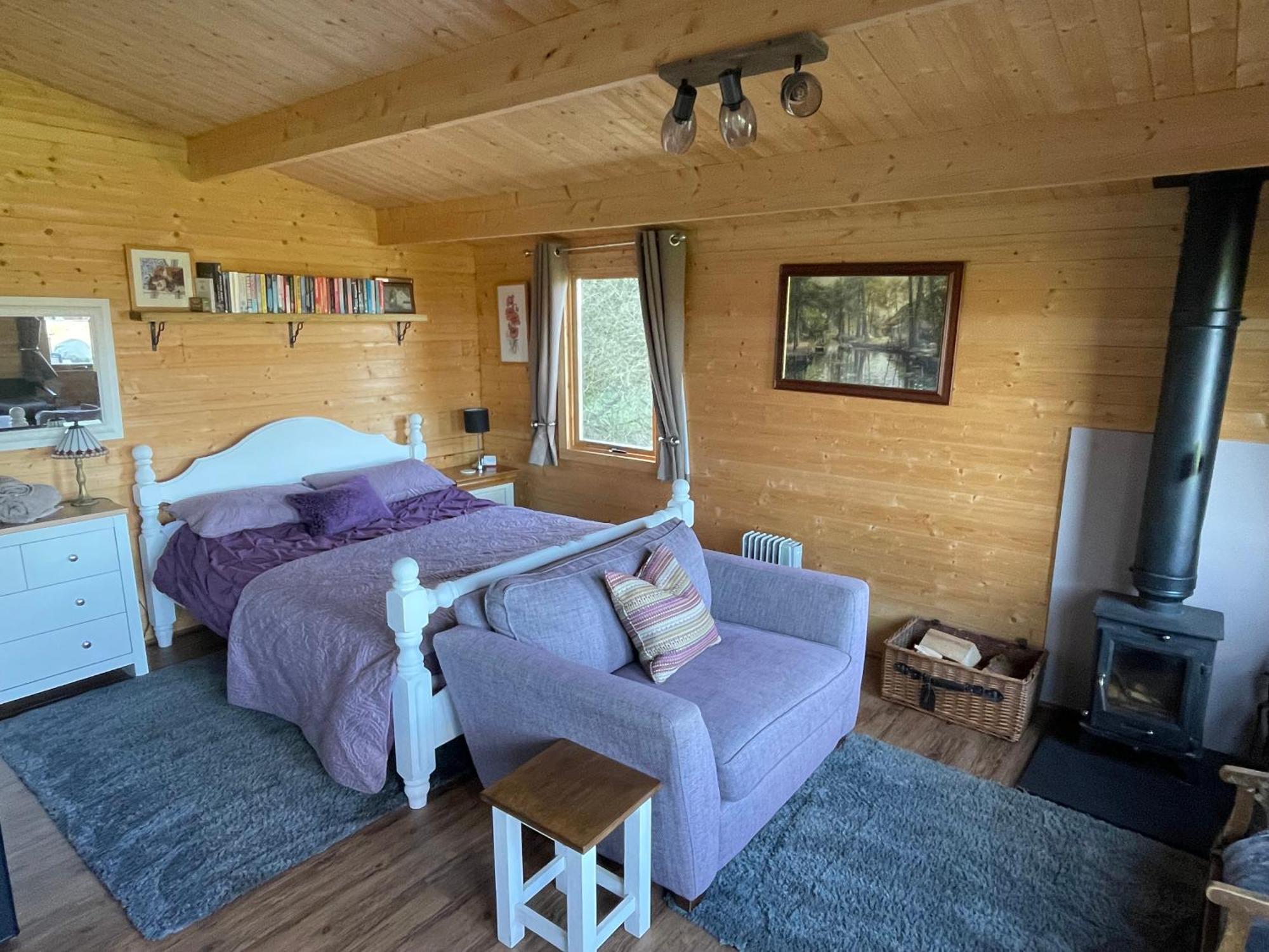 Cosy Cabin In Annie'S Meadow West Meon Eksteriør bilde