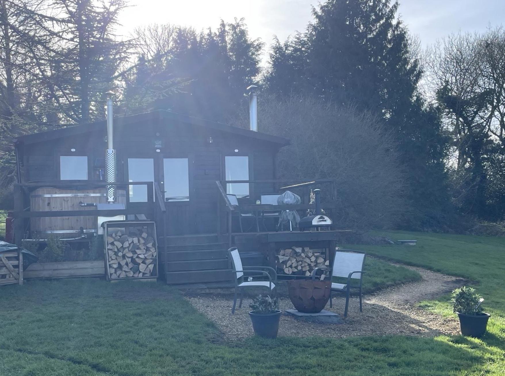 Cosy Cabin In Annie'S Meadow West Meon Eksteriør bilde